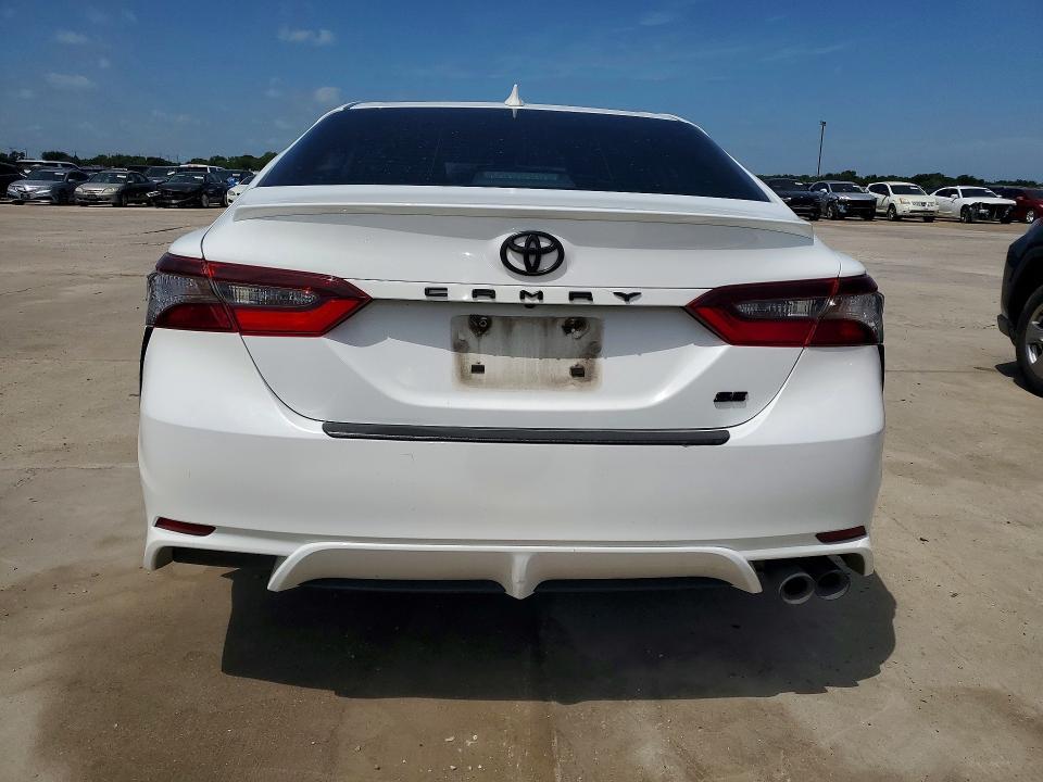 2024 TOYOTA CAMRY SE — Фото 6 из 12