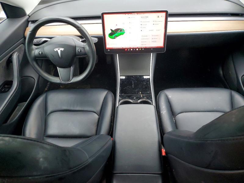2018 TESLA MODEL 3 — Фото 8 из 12