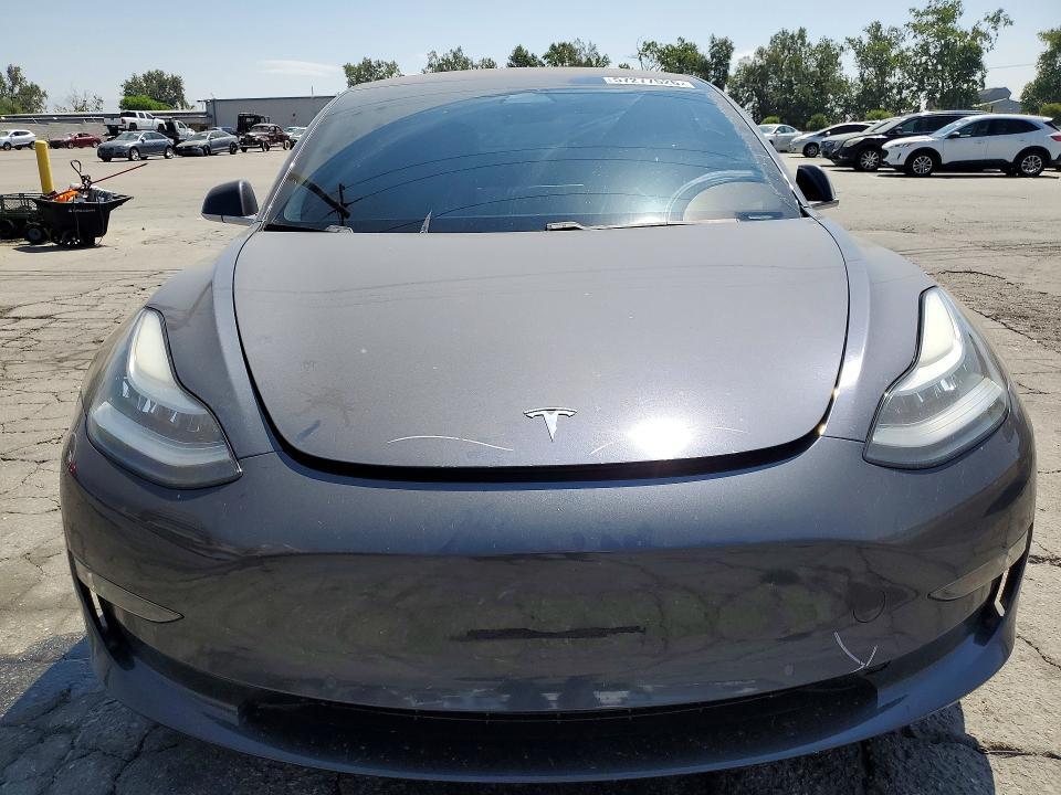 5YJ3E1EA5JF017725 2018 TESLA MODEL 3 photo no. 5