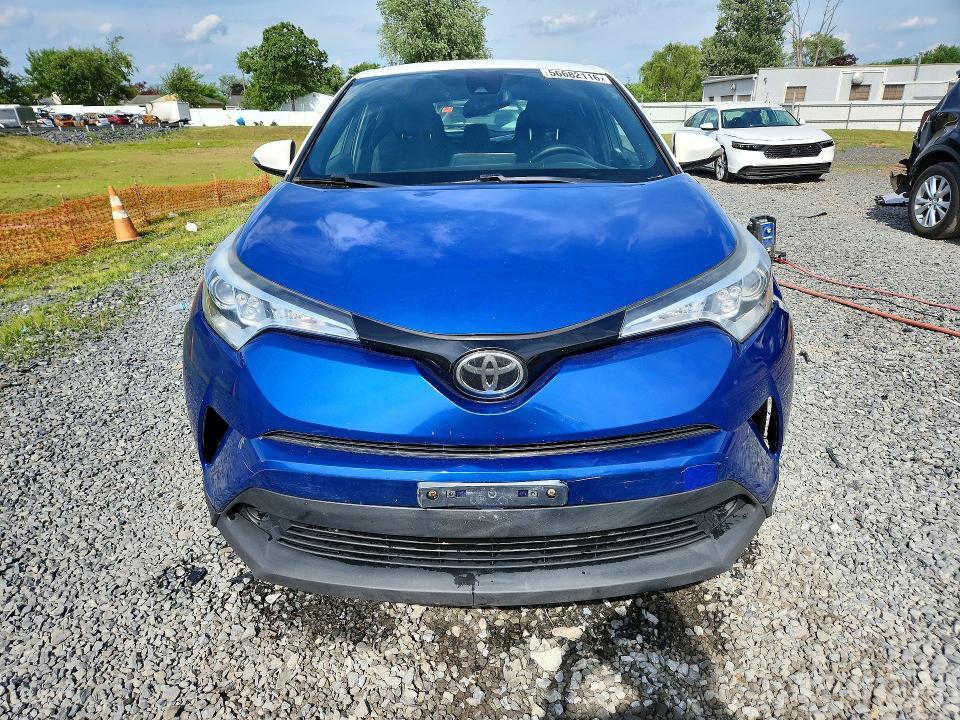 2018 TOYOTA C-HR XLE — Фото 5 из 13