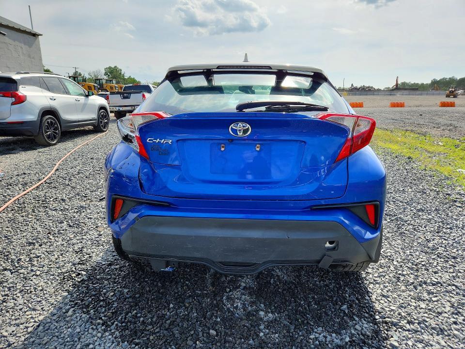 2018 TOYOTA C-HR XLE — Фото 6 из 13