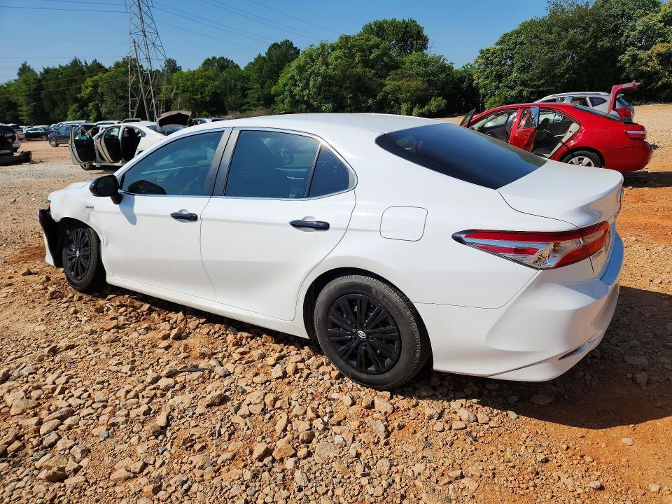 2018 TOYOTA CAMRY LE — Фото 2 из 12