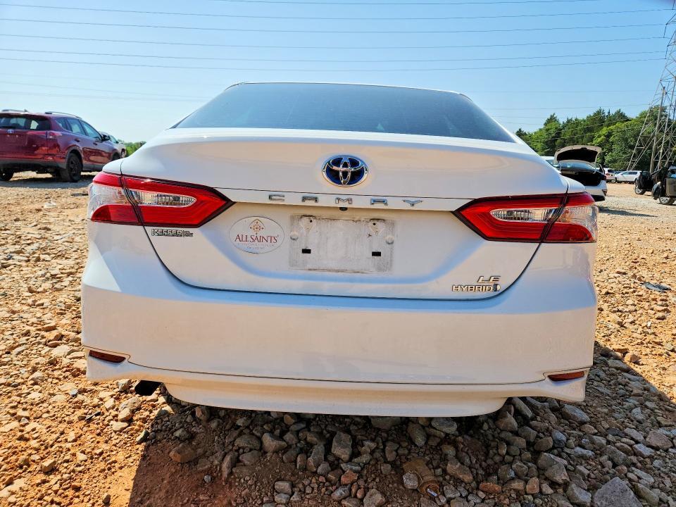 2018 TOYOTA CAMRY LE — Фото 6 из 12