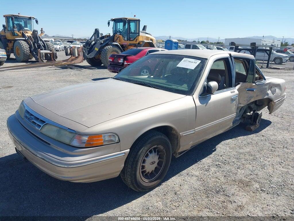 2FALP74W5VX104417 1997 FORD CROWN VICTORIA photo no. 2