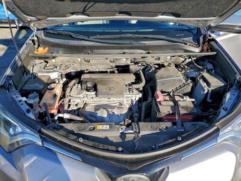 2018 TOYOTA RAV4 XLE — Фото 12 из 13