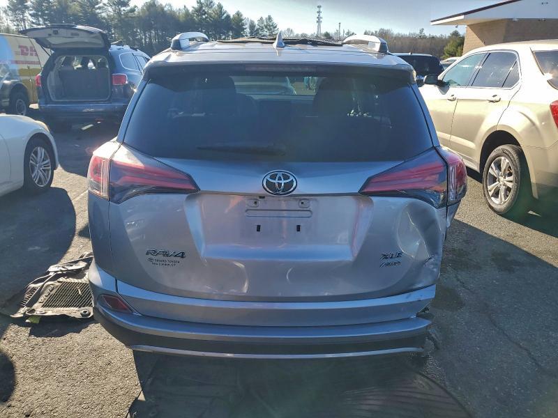 2018 TOYOTA RAV4 XLE — Фото 6 из 13