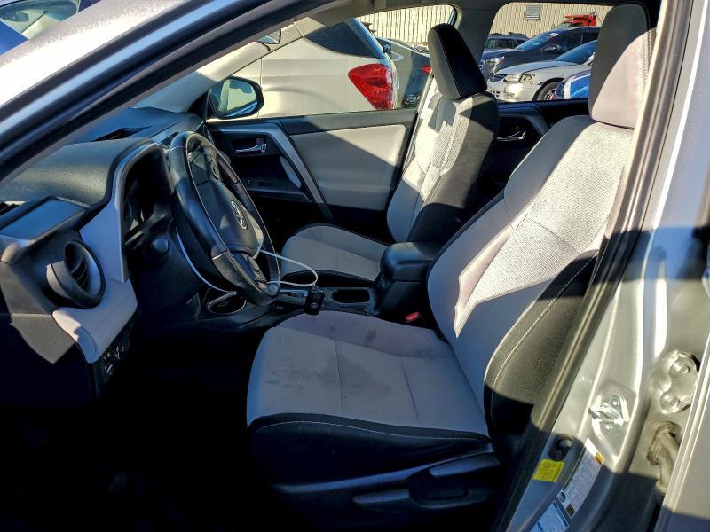 2018 TOYOTA RAV4 XLE — Фото 7 из 13