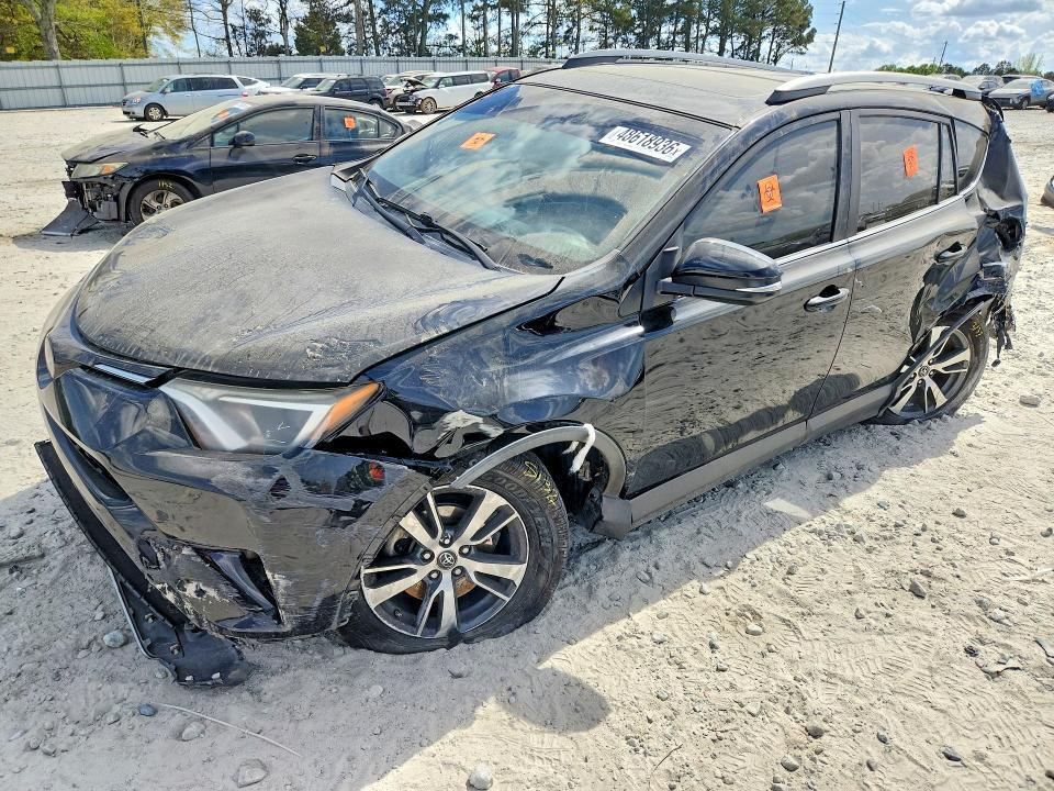 2018 TOYOTA RAV4 XLE