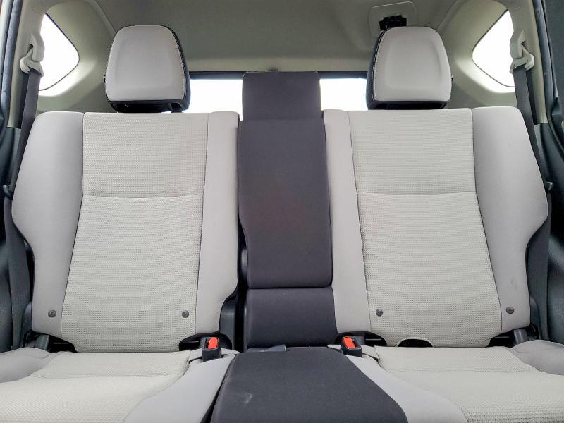 JTMWFREVXJJ725621 2018 TOYOTA RAV4 photo no. 10
