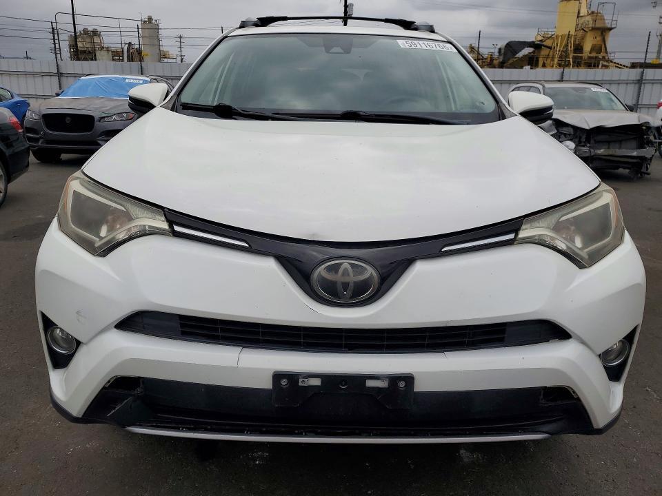 JTMWFREVXJJ725621 2018 TOYOTA RAV4 photo no. 5