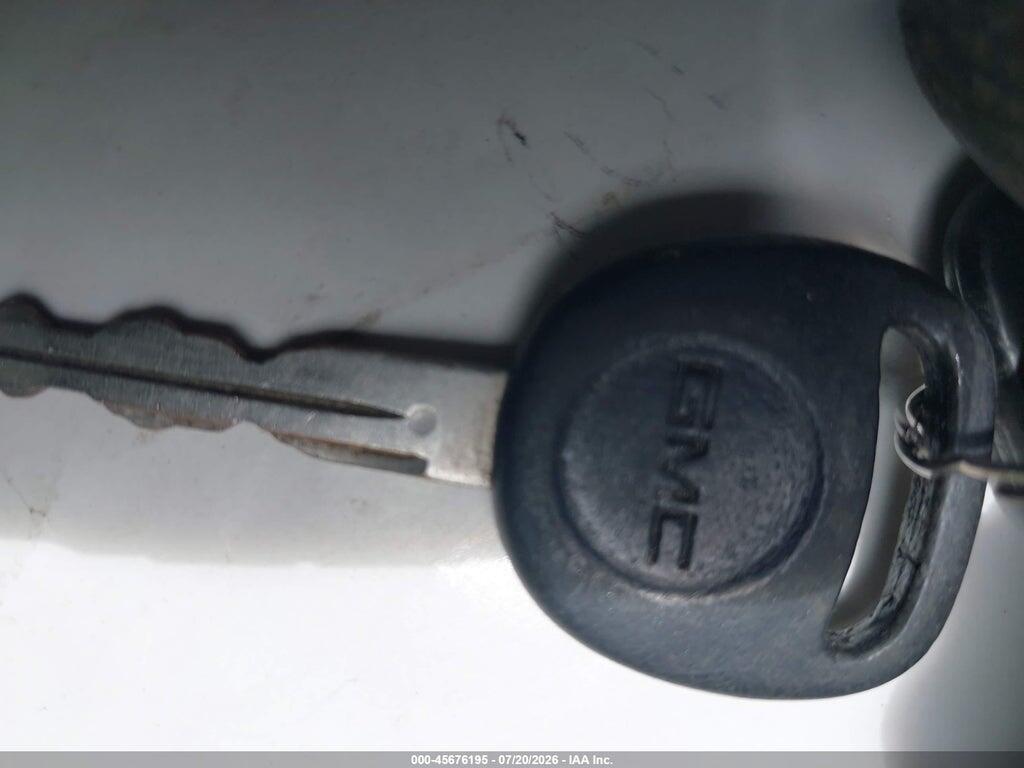 2GTEC19T111351117 2001 GMC SIERRA 1500 photo no. 11