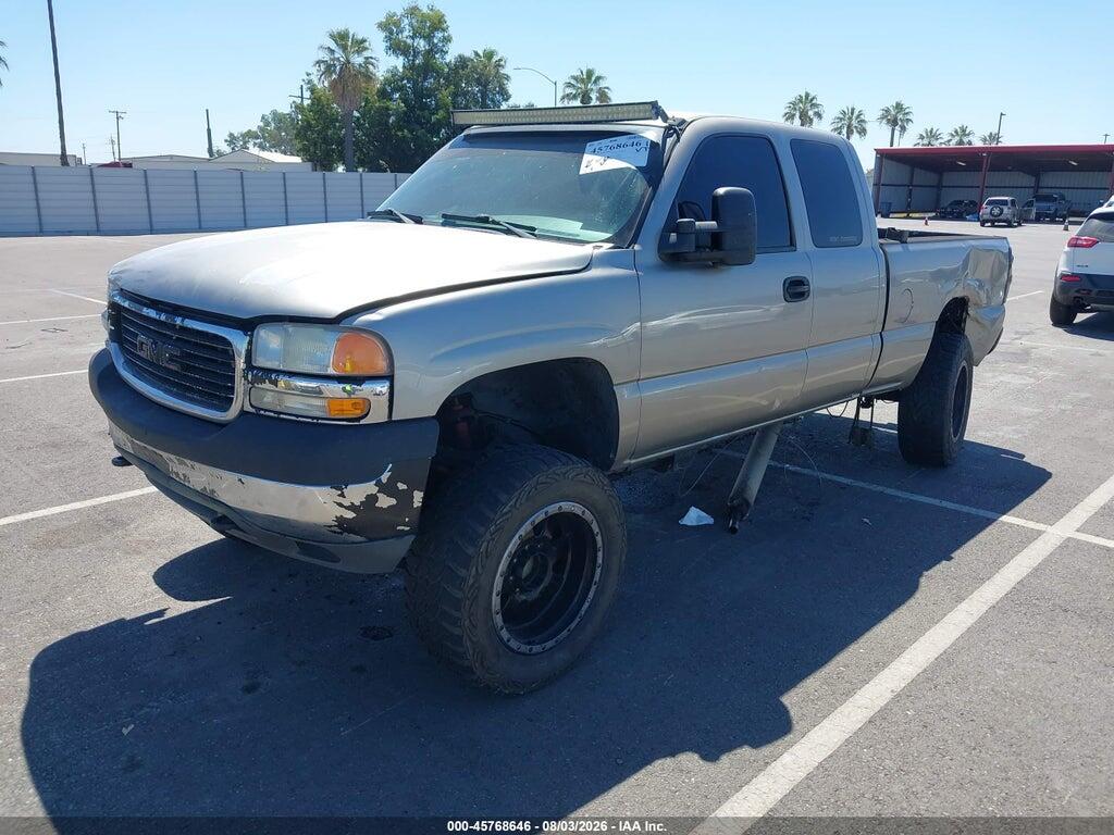 1GTHK29UX1E166836 2001 GMC SIERRA 2500HD photo no. 2