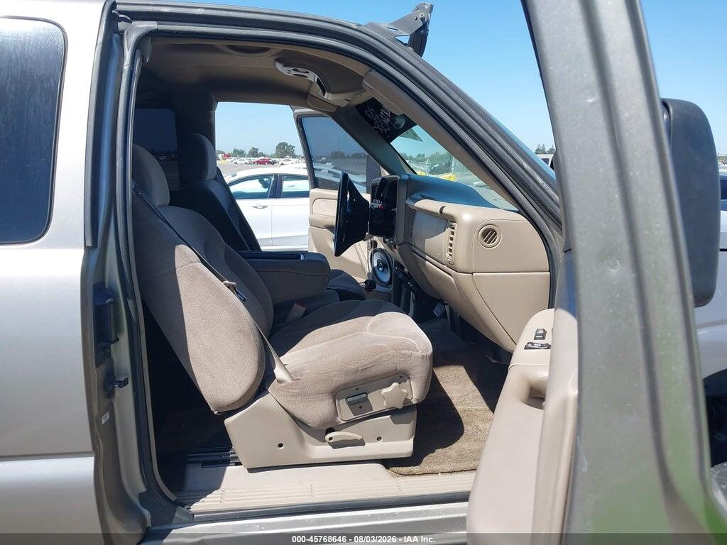1GTHK29UX1E166836 2001 GMC SIERRA 2500HD photo no. 5