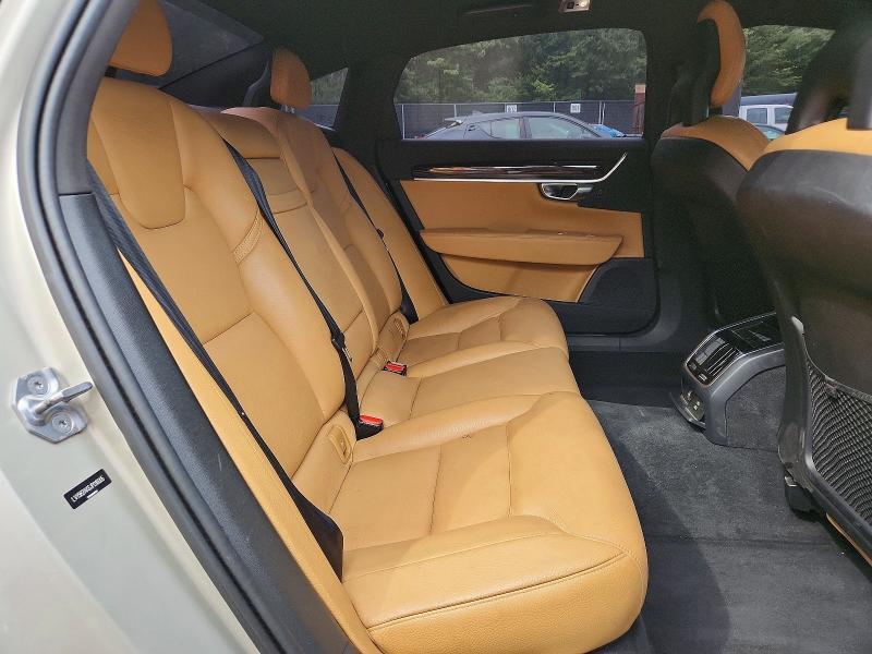 2018 VOLVO S90 T5 MOMENTUM — Фото 10 из 12