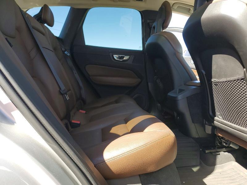 LYV102RK5JB073082 2018 VOLVO XC60 photo no. 11