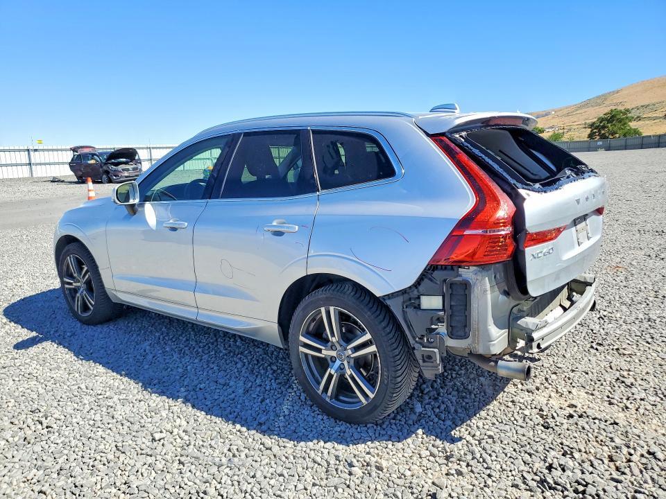 LYV102RK5JB073082 2018 VOLVO XC60 photo no. 2