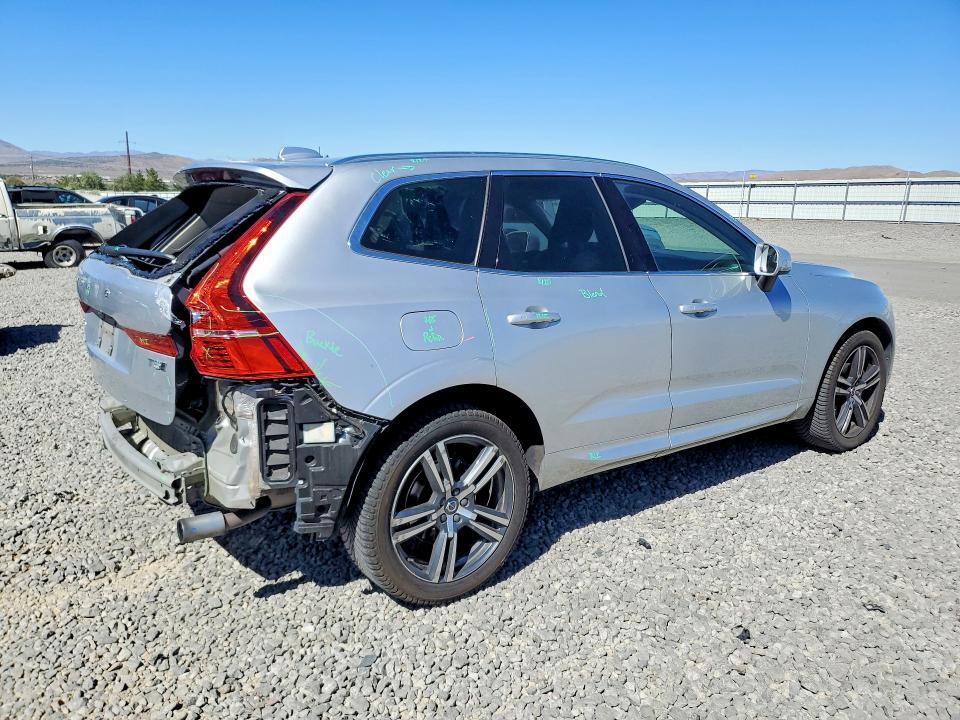 LYV102RK5JB073082 2018 VOLVO XC60 photo no. 3