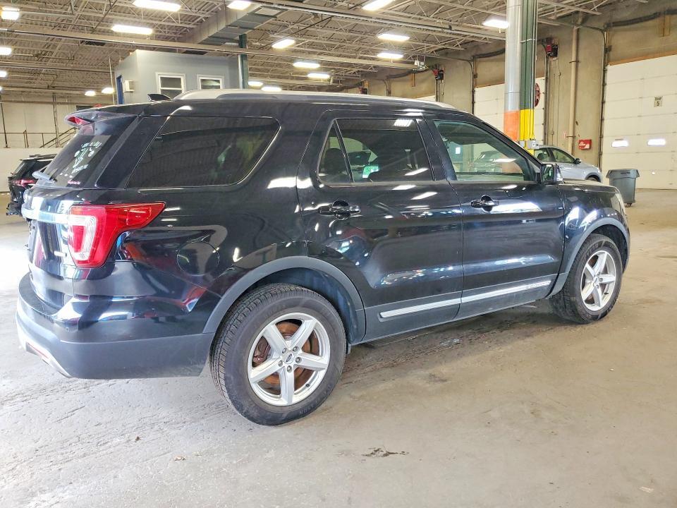 2016 FORD EXPLORER XLT — Фото 3 из 14