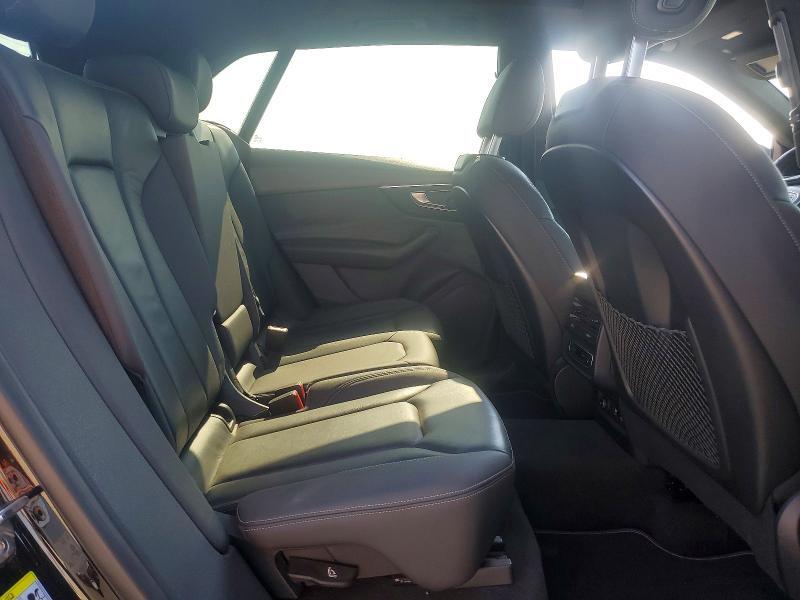 2019 AUDI Q8 PREMIUM — Фото 11 из 13