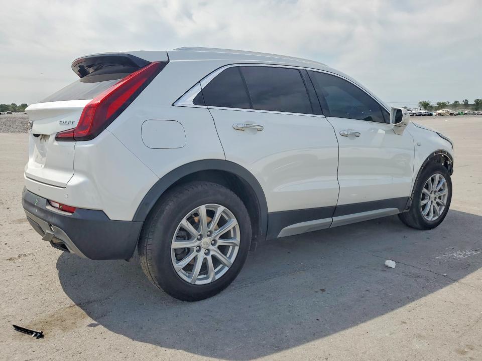 1GYFZDR48KF118059 2019 CADILLAC XT4 photo no. 3