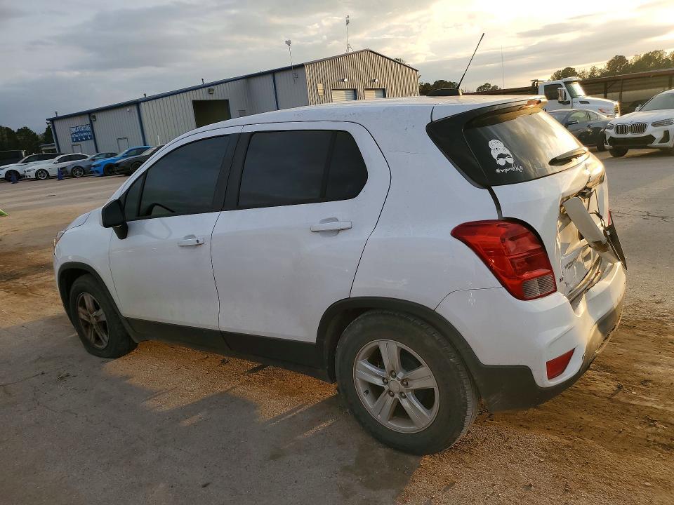 3GNCJKSB9KL397922 2019 CHEVROLET TRAX photo no. 2