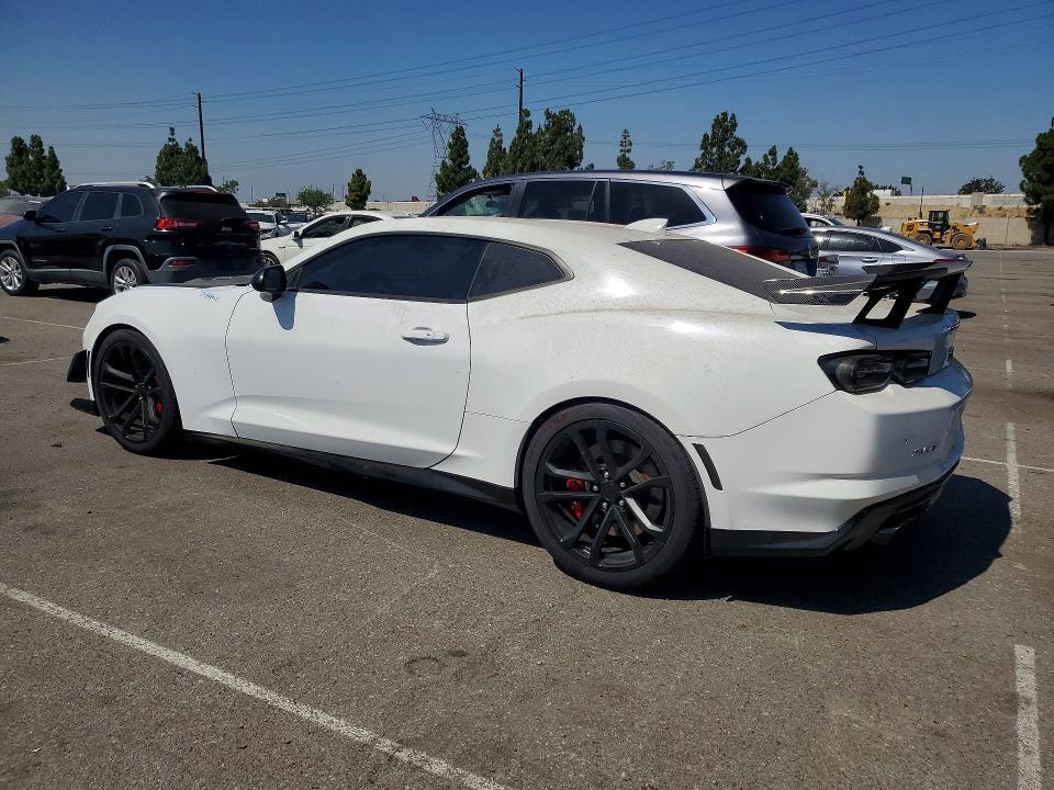 2019 CHEVROLET CAMARO ZL1 — Фото 2 из 11
