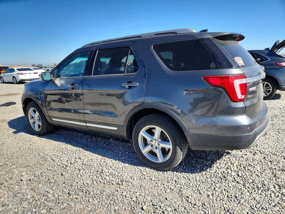 2016 FORD EXPLORER XLT — Фото 2 из 13