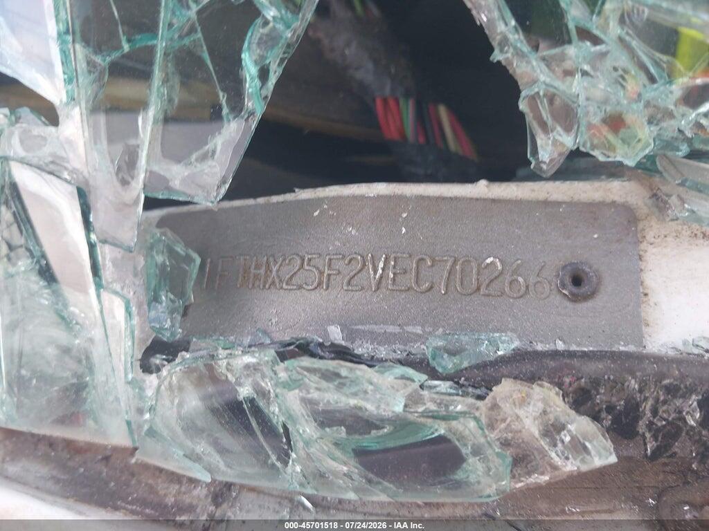 1FTHX25F2VEC70266 1997 FORD F-250 HD photo no. 9