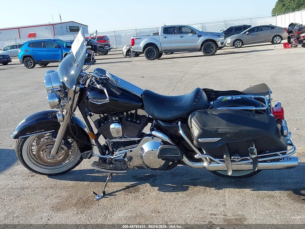 1HD1FRW111Y657558 2001 HARLEY-DAVIDSON FLHRCI photo no. 12