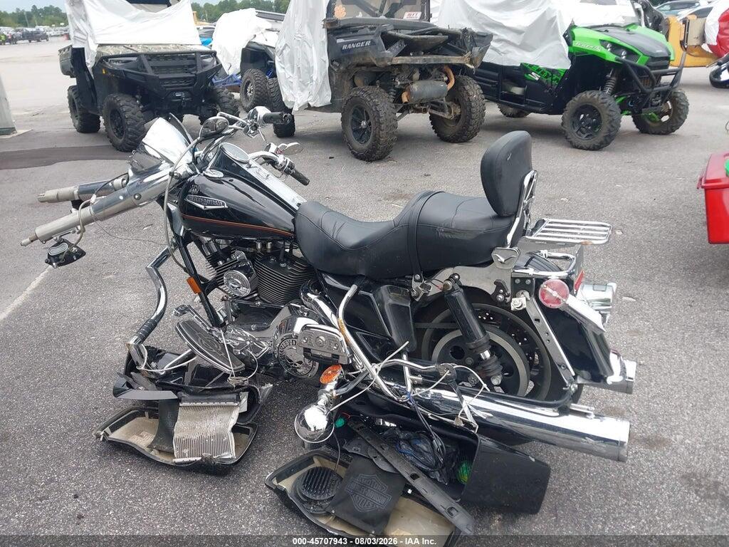 1HD1FRW101Y654909 2001 HARLEY-DAVIDSON FLHRCI photo no. 3