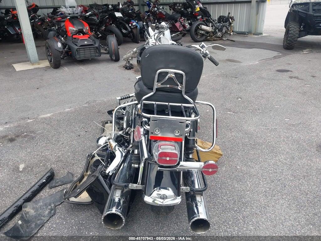 1HD1FRW101Y654909 2001 HARLEY-DAVIDSON FLHRCI photo no. 6
