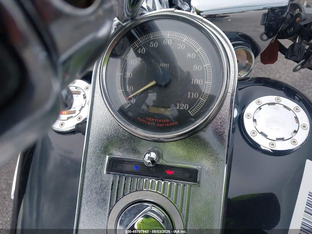 1HD1FRW101Y654909 2001 HARLEY-DAVIDSON FLHRCI photo no. 7