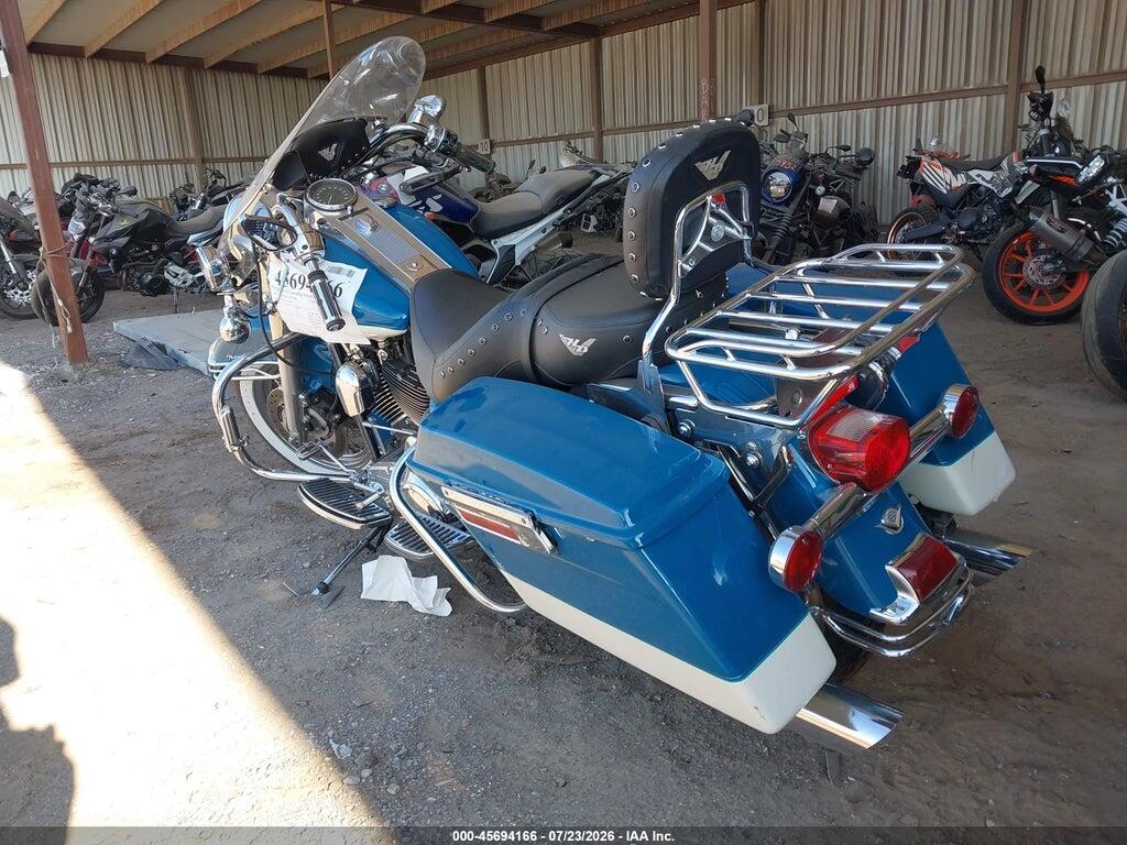 1HD1FDV161Y613933 2001 HARLEY-DAVIDSON FLHR photo no. 3
