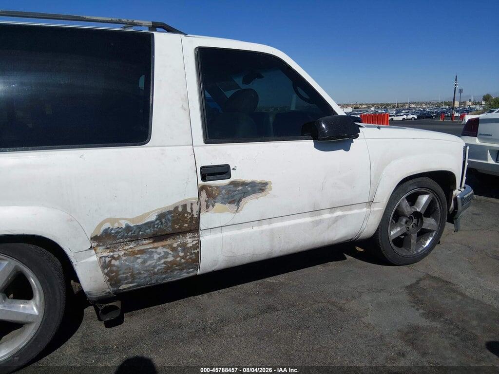 3GKEK18R1VG525939 1997 GMC YUKON photo no. 6