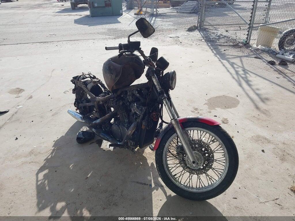 JH2PC2133VM400166 1997 HONDA VT600 photo no. 1
