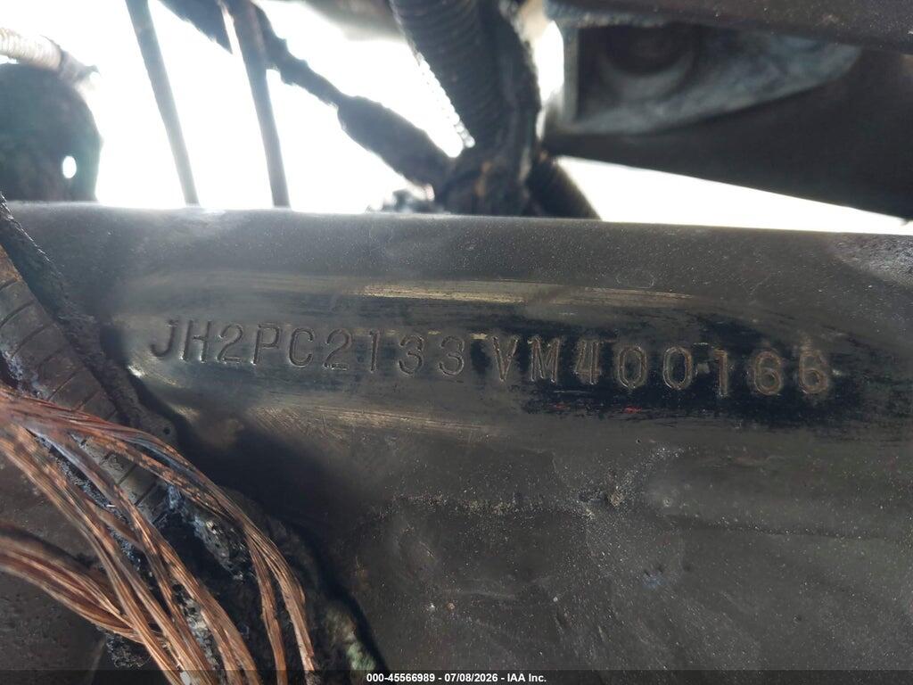 JH2PC2133VM400166 1997 HONDA VT600 photo no. 10