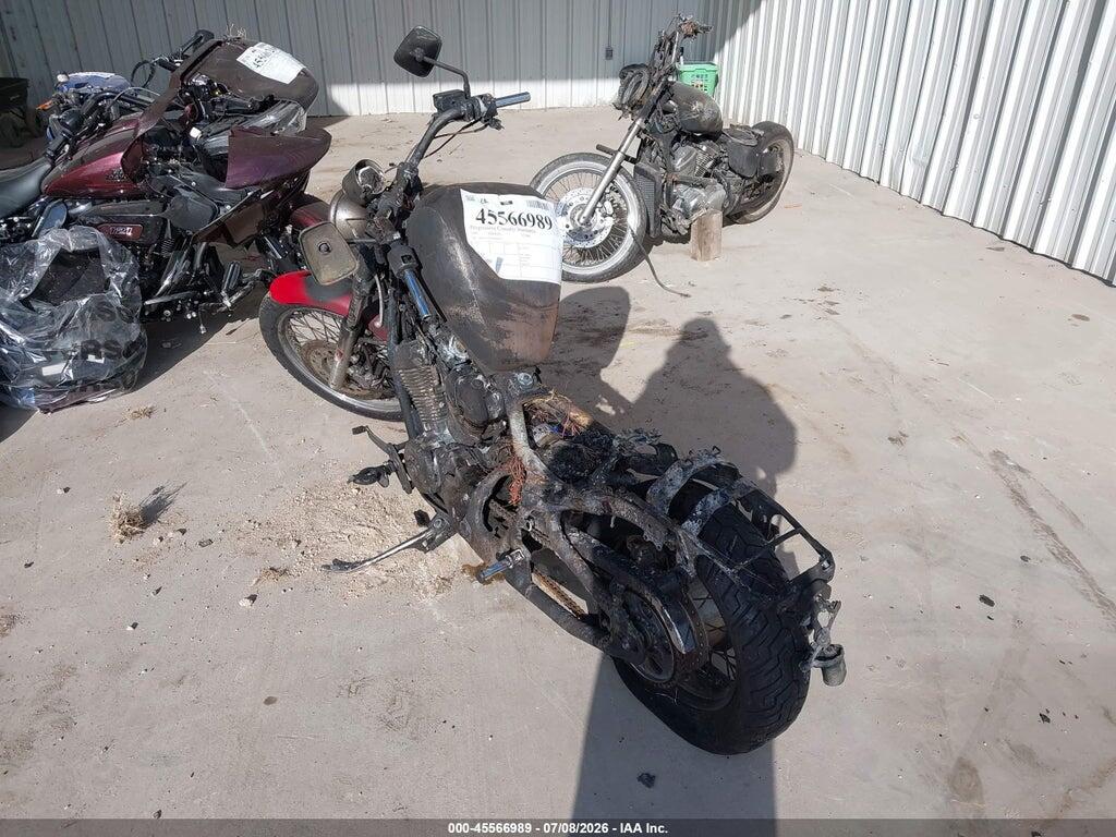 JH2PC2133VM400166 1997 HONDA VT600 photo no. 3