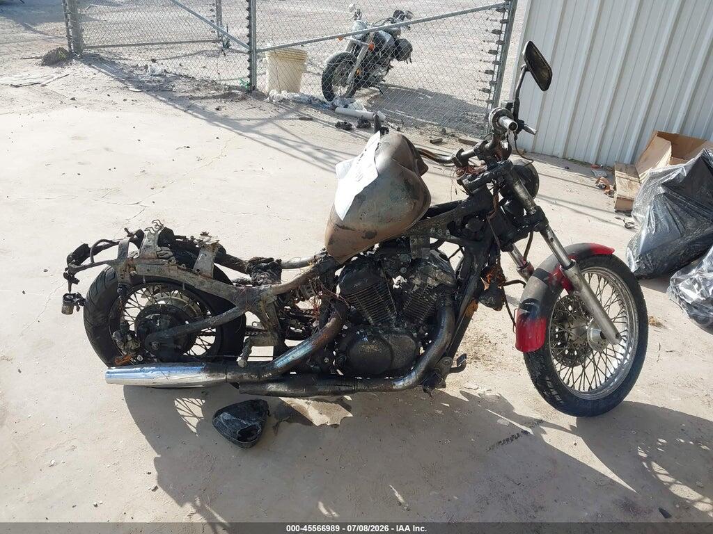 JH2PC2133VM400166 1997 HONDA VT600 photo no. 4