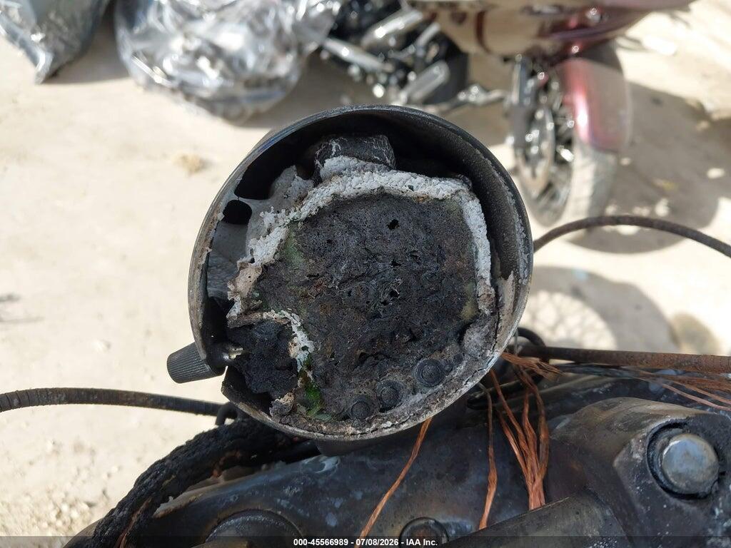 JH2PC2133VM400166 1997 HONDA VT600 photo no. 7
