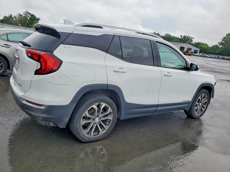 2019 GMC TERRAIN SLT — Фото 3 из 14