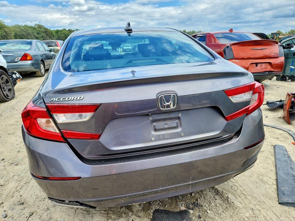 2019 HONDA ACCORD EX — Фото 6 из 12