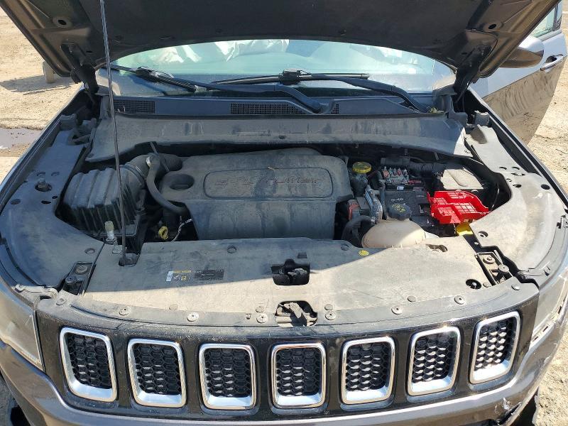3C4NJDBB0KT597326 2019 JEEP COMPASS photo no. 12