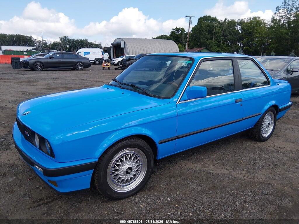 WBAAA1308J4141831 1988 BMW 325 photo no. 2