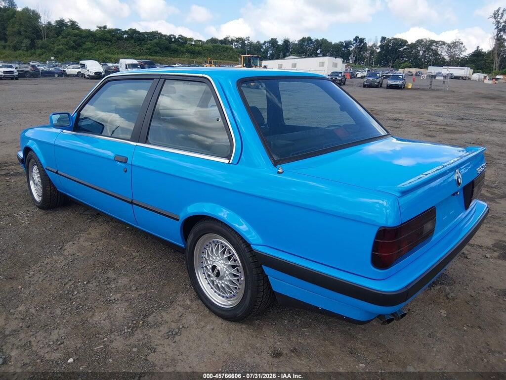 WBAAA1308J4141831 1988 BMW 325 photo no. 3