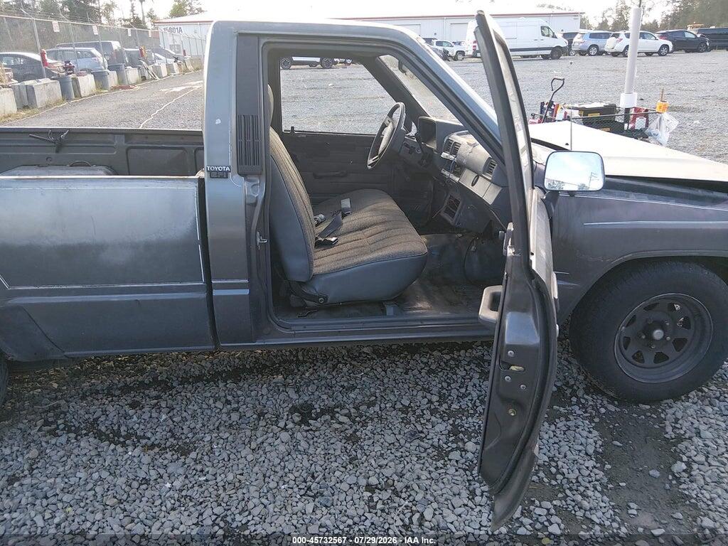 JT4RN55A2J7030794 1988 TOYOTA PICKUP photo no. 5