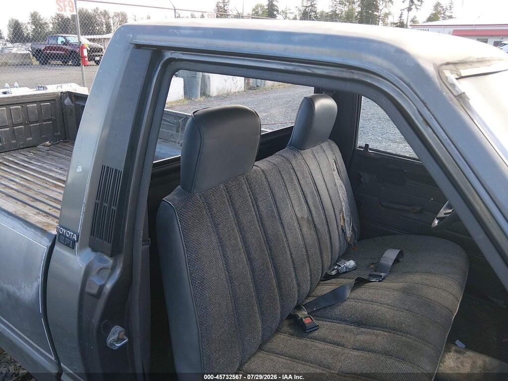 JT4RN55A2J7030794 1988 TOYOTA PICKUP photo no. 8
