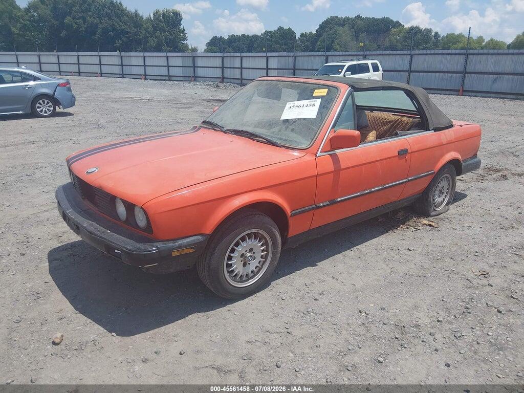 WBABB1300J8272147 1988 BMW 325 photo no. 2