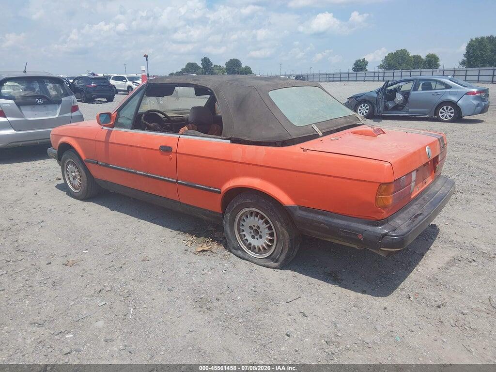 WBABB1300J8272147 1988 BMW 325 photo no. 3