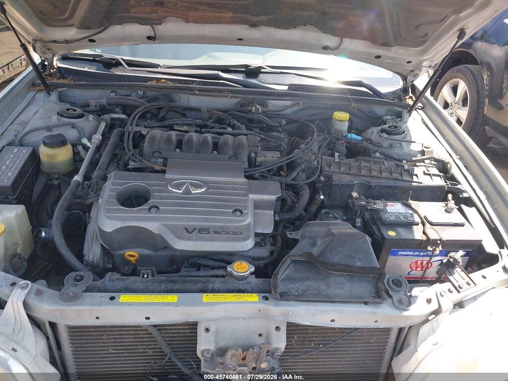 JNKCA31A31T015268 2001 INFINITI I30 photo no. 10
