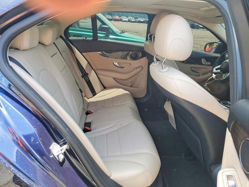 2019 MERCEDES-BENZ C 300 — Фото 10 из 12